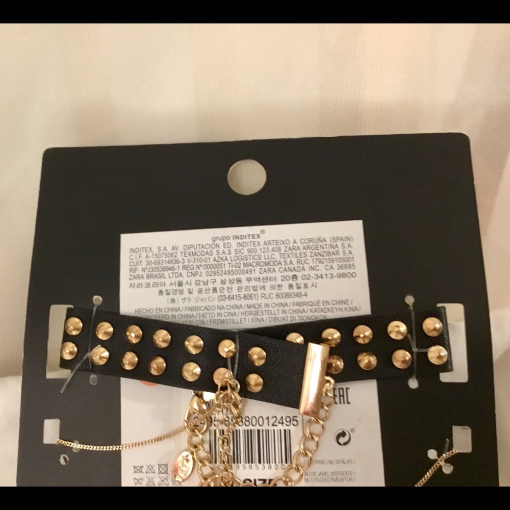 Zara accessories necklaces 2 pieces. - Picture 3 of 3